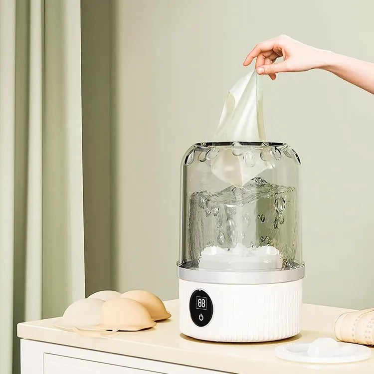 Mini lavadora portátil para prendas pequeñas en uso